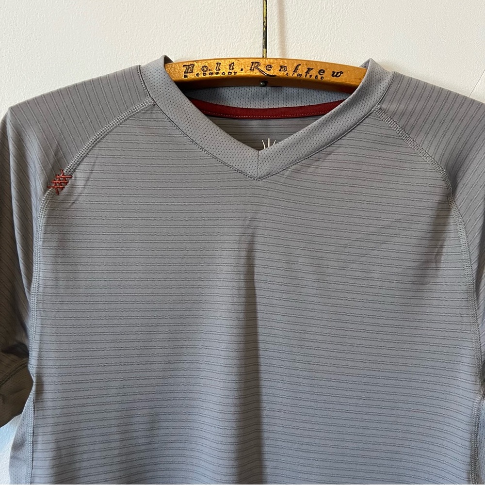 Rhone Mens Athletic‎ T-Shirt Size Small Workout - Picture 2 of 9